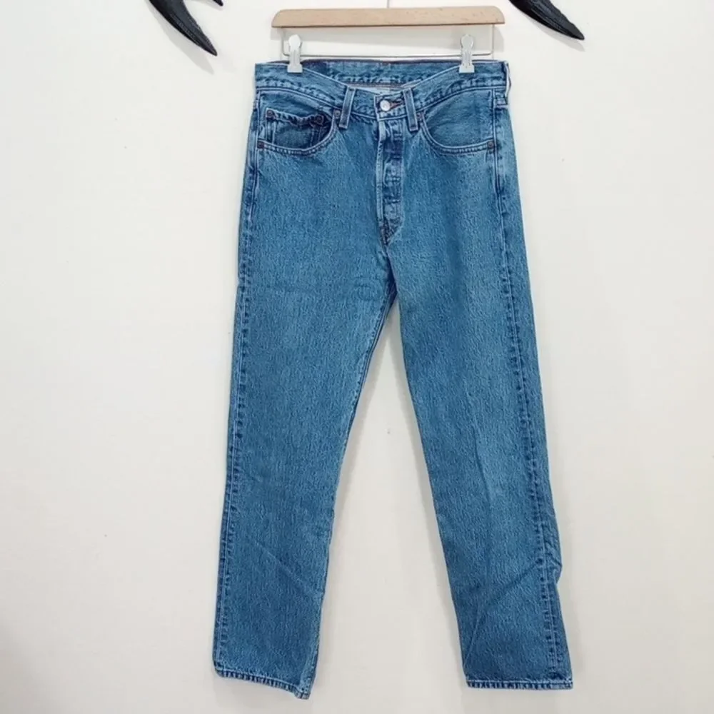 Levi's 501-0193 Button-Fly Denim Jeans Original size 31x32. Current size 30x31